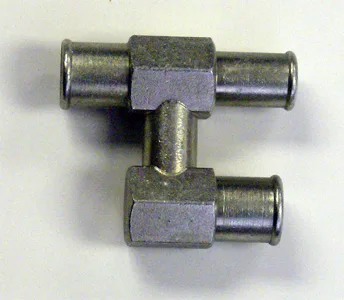 Heater Tie-in Connector 3/4 x 5/8 x 3/4 (Danhard) 20-4423