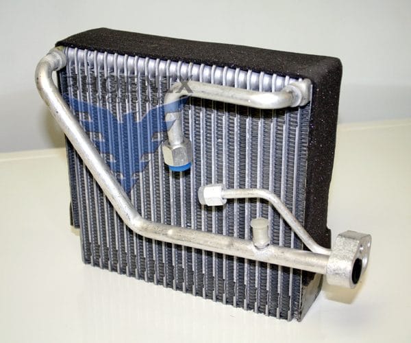 OEM#: MR315966, MR500191, MR513490 Evaporator