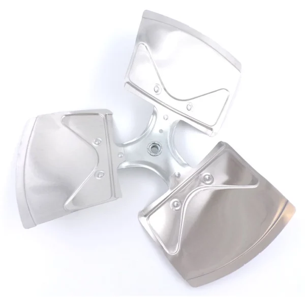 18 IN 3 Blade 27 Degree 1/2 IN Bore CW Axial Fan LA01RA015