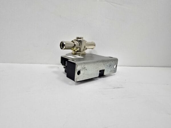 Water Valve And Pump Kit 60-001-640 - Image 6