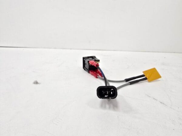 Push Button A/C Switch (Evans) HV038583 - Image 3